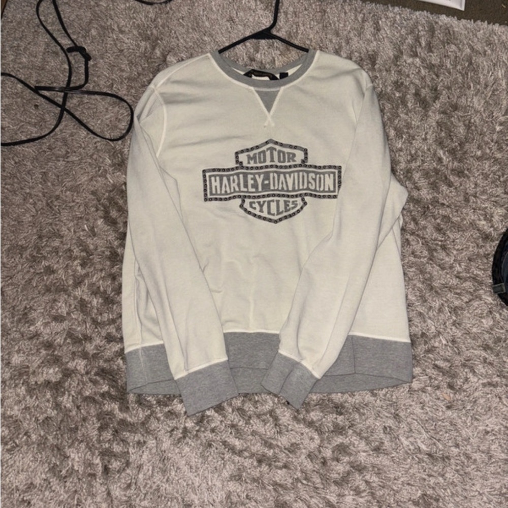 Harley-Davidson Men's Cream and Gray Crewneck Sweater